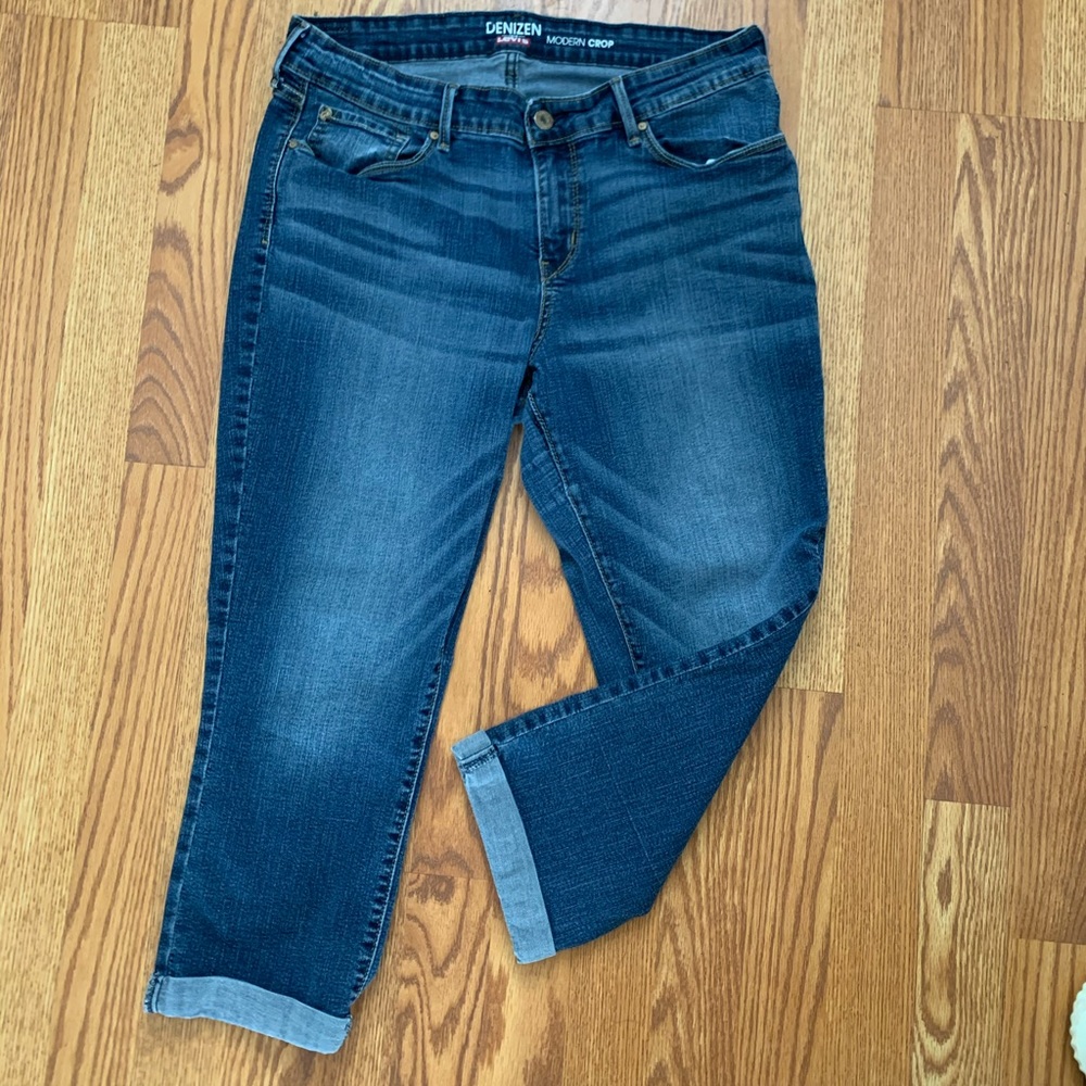 Levi’s modern crop